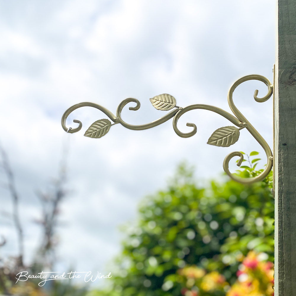 Kinetic Art Hanger - Beauty and the Wind