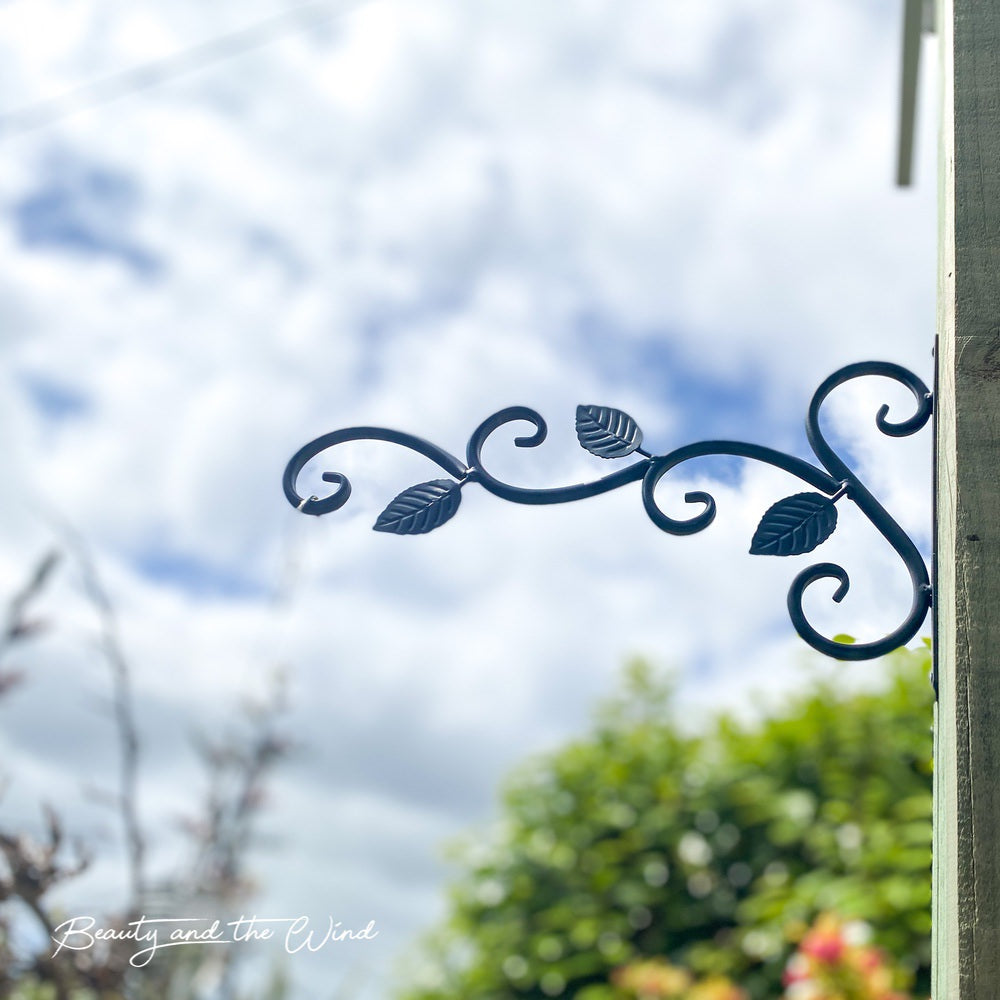 Kinetic Art Hanger - Beauty and the Wind