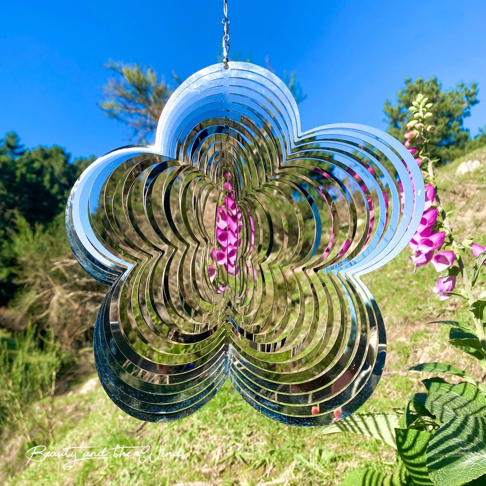 Flower Wind Spinner - Beauty and the Wind